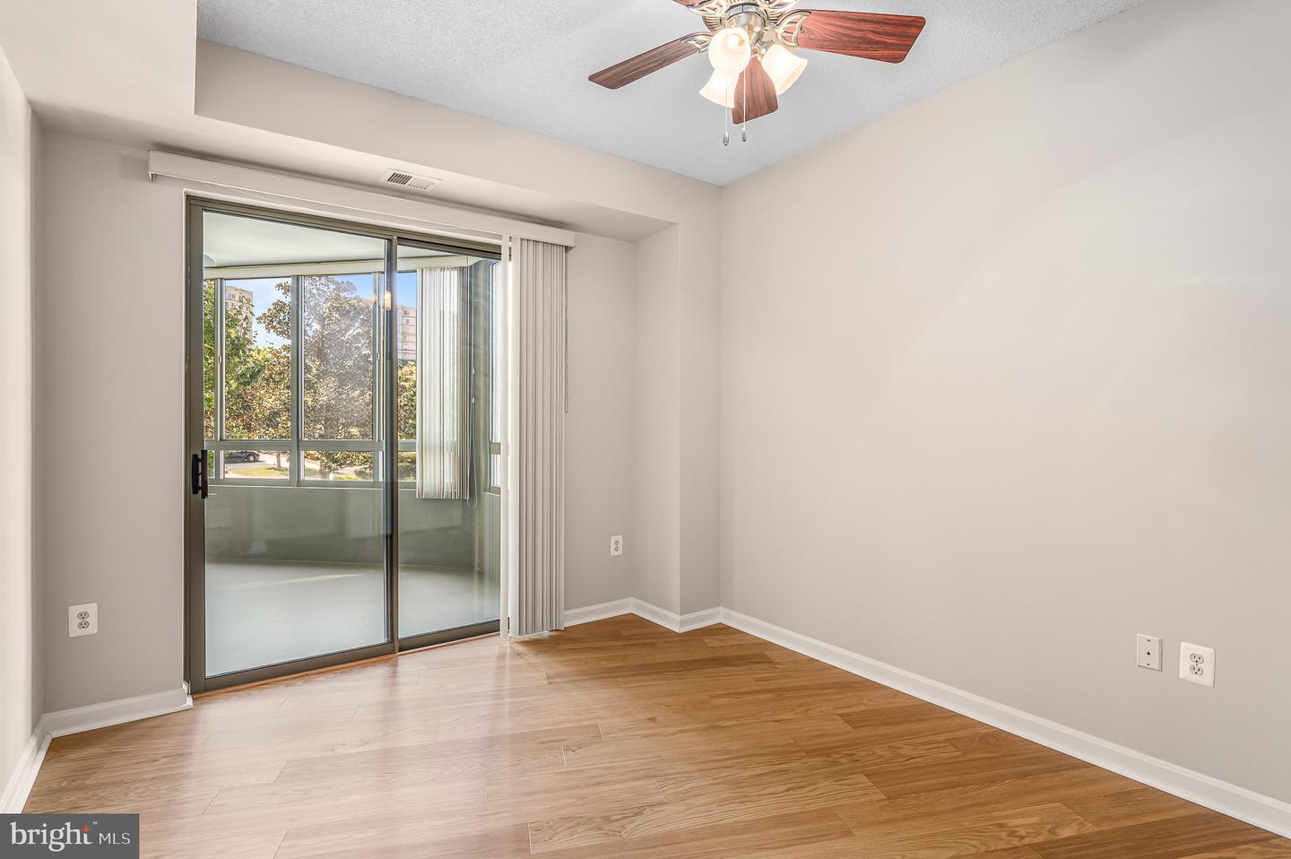 19370 Magnolia Grove #107 Property Photo 18