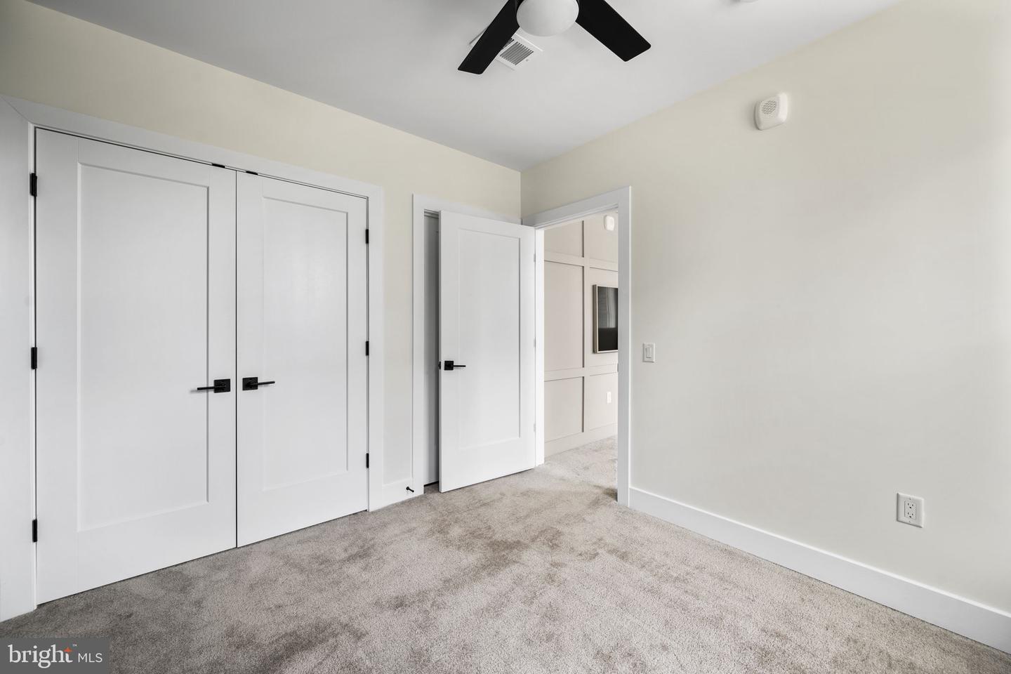 43446 Croson Ln #100 Property Photo 11