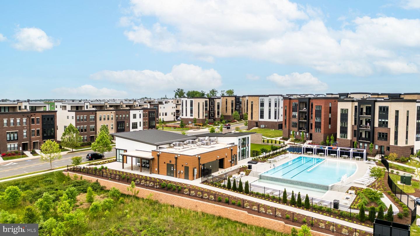 43446 Croson Ln #100 Property Photo 52