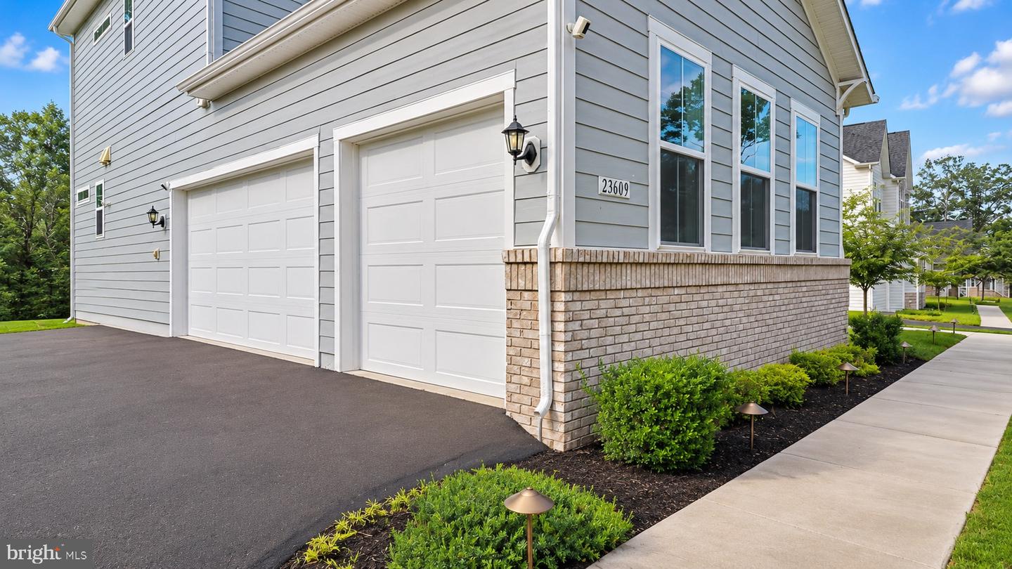 23609 Roselle Ridge Ln Property Photo 8