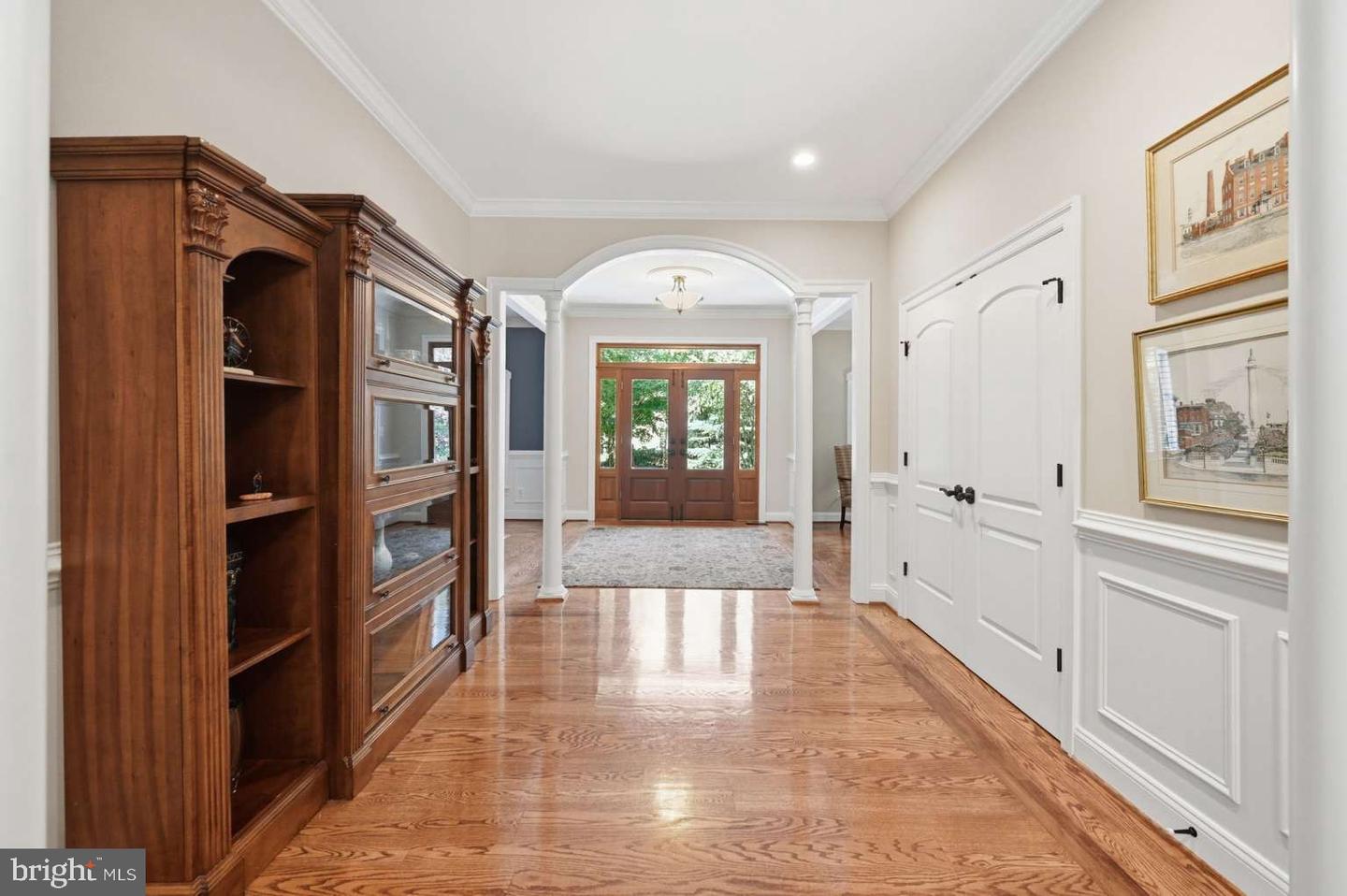 129 Sinegar Pl Property Photo 5
