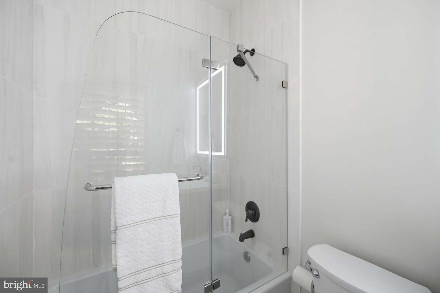 129 Sinegar Pl Property Photo 37