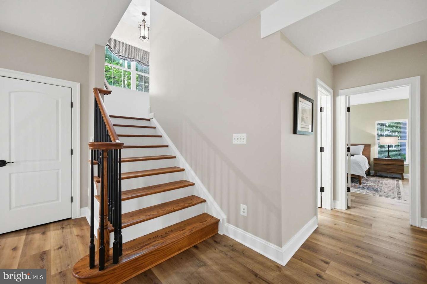 129 Sinegar Pl Property Photo 43