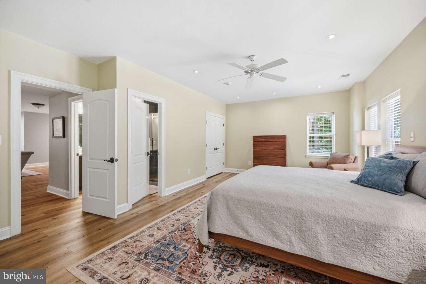 129 Sinegar Pl Property Photo 45