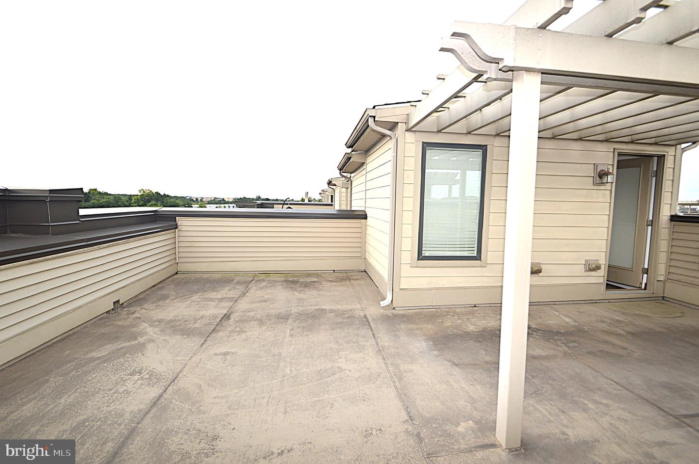 44878 Tiverton Sq Property Photo 5