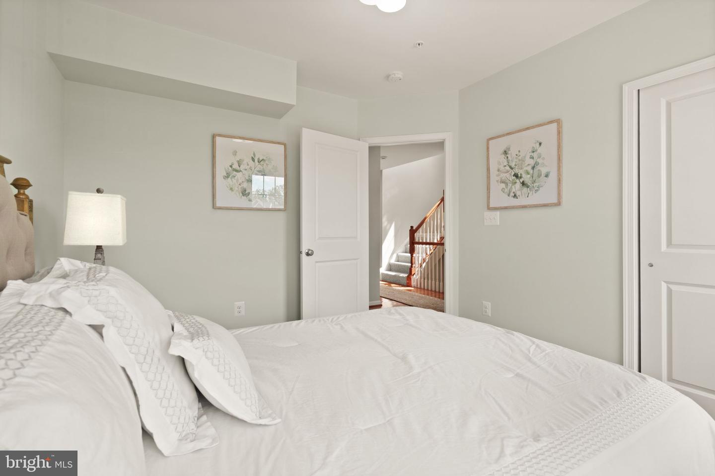 24994 Glasgow Heights Ter Property Photo 46