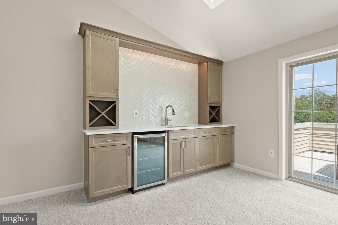 24994 Glasgow Heights Ter Property Photo 55