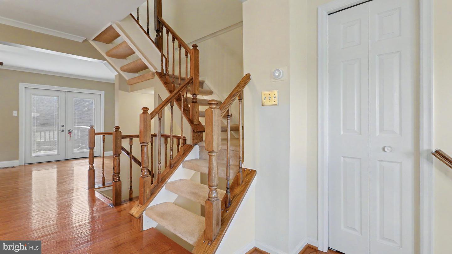 21744 Leatherleaf Cir Property Photo 9