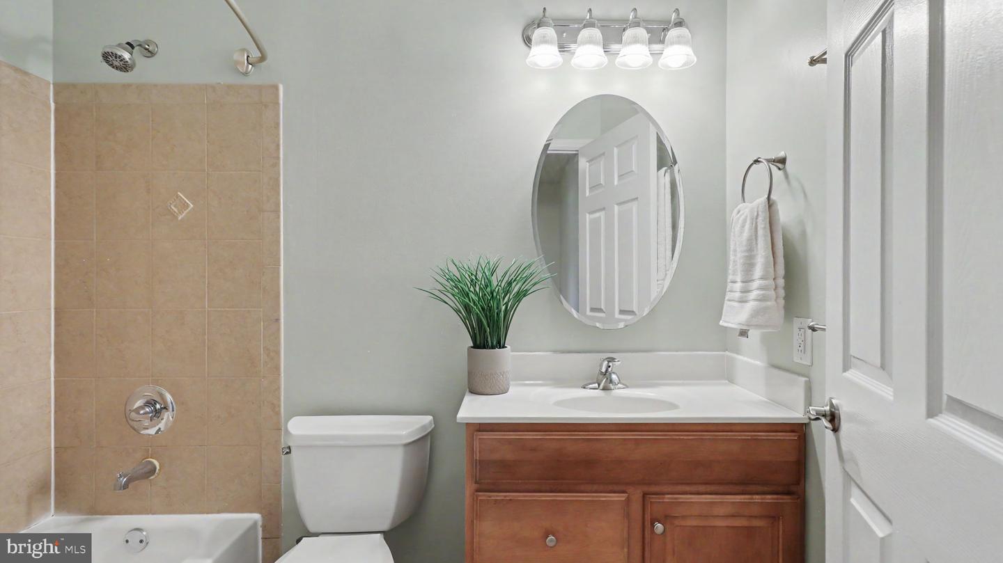 21744 Leatherleaf Cir Property Photo 21