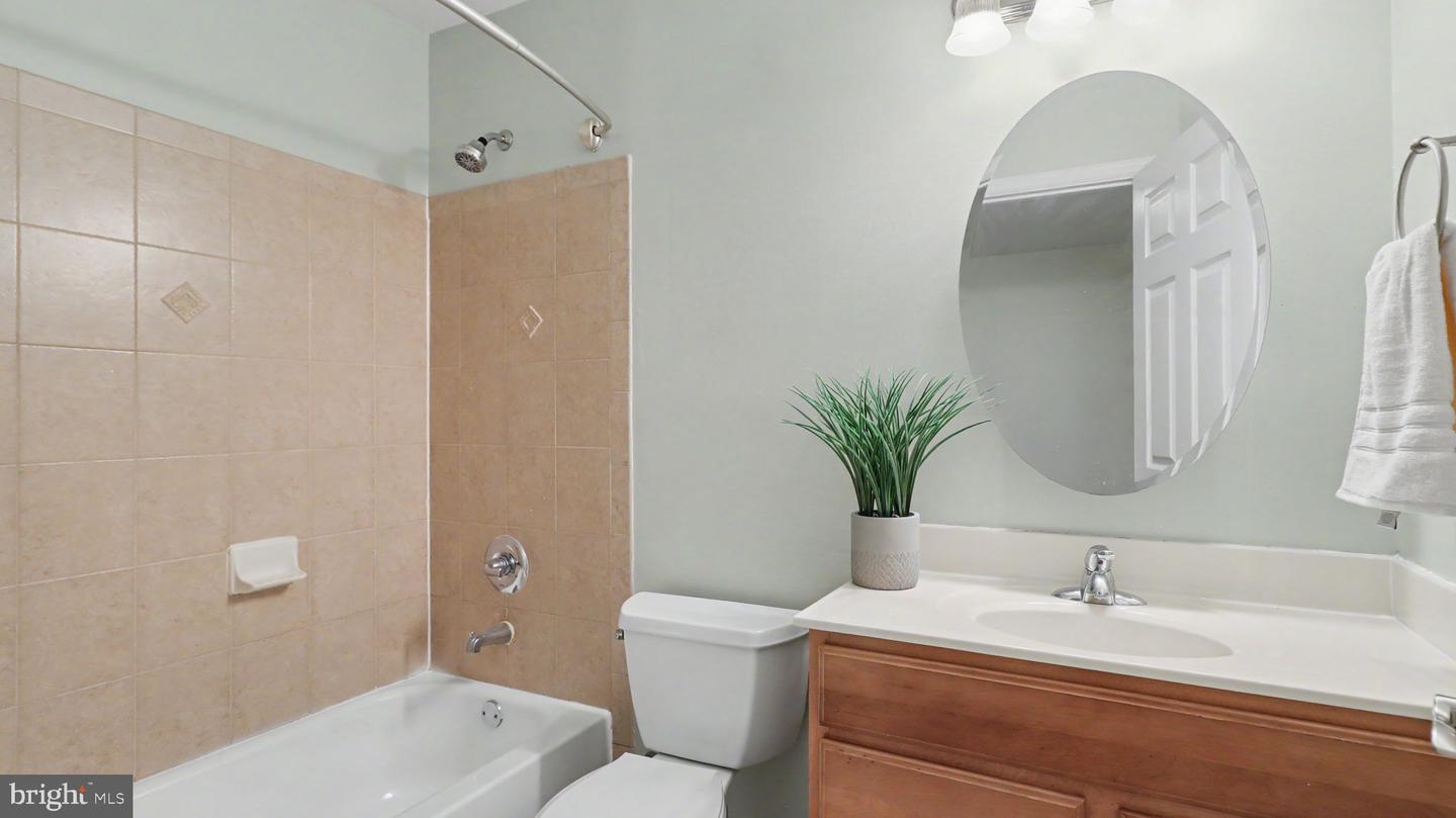 21744 Leatherleaf Cir Property Photo 22