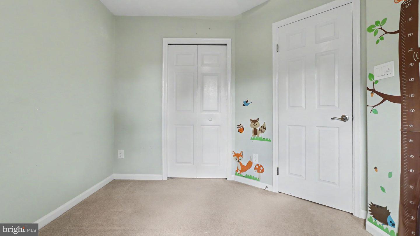 21744 Leatherleaf Cir Property Photo 25