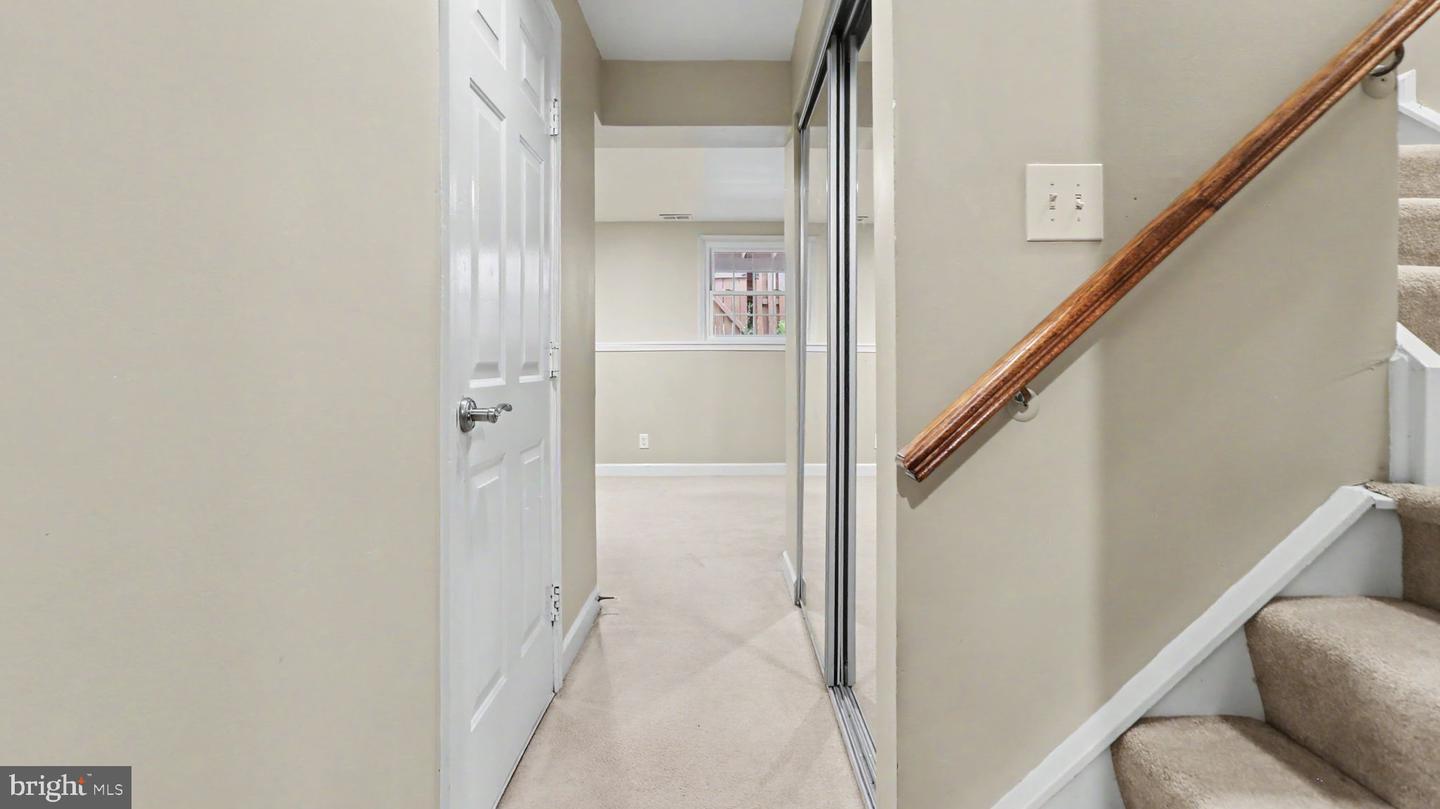 21744 Leatherleaf Cir Property Photo 27