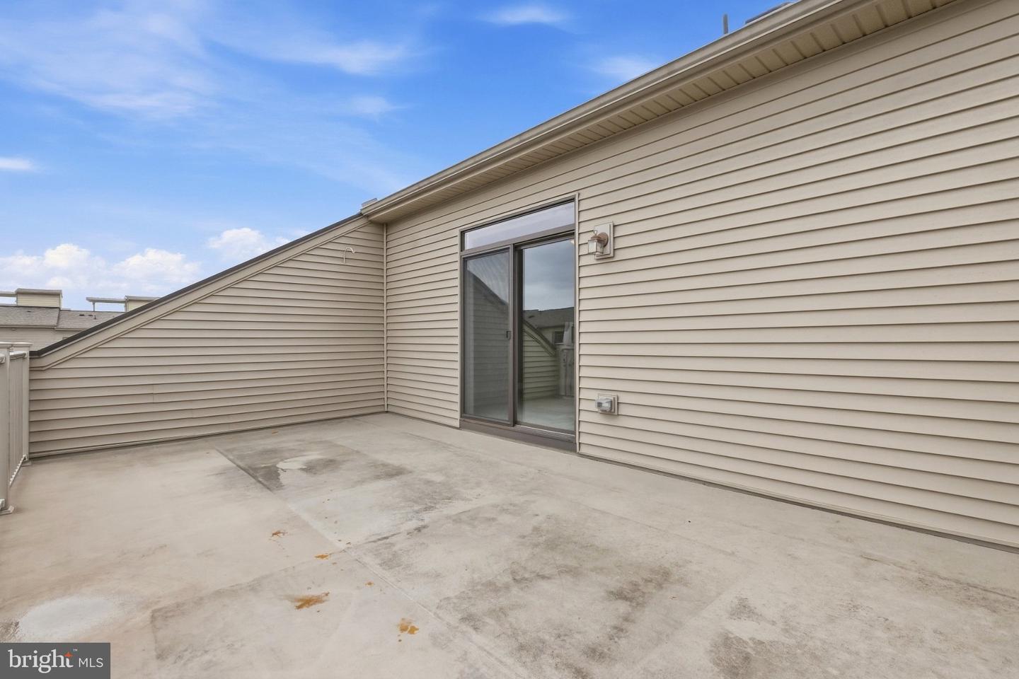 44735 Medway Ter Property Photo 21