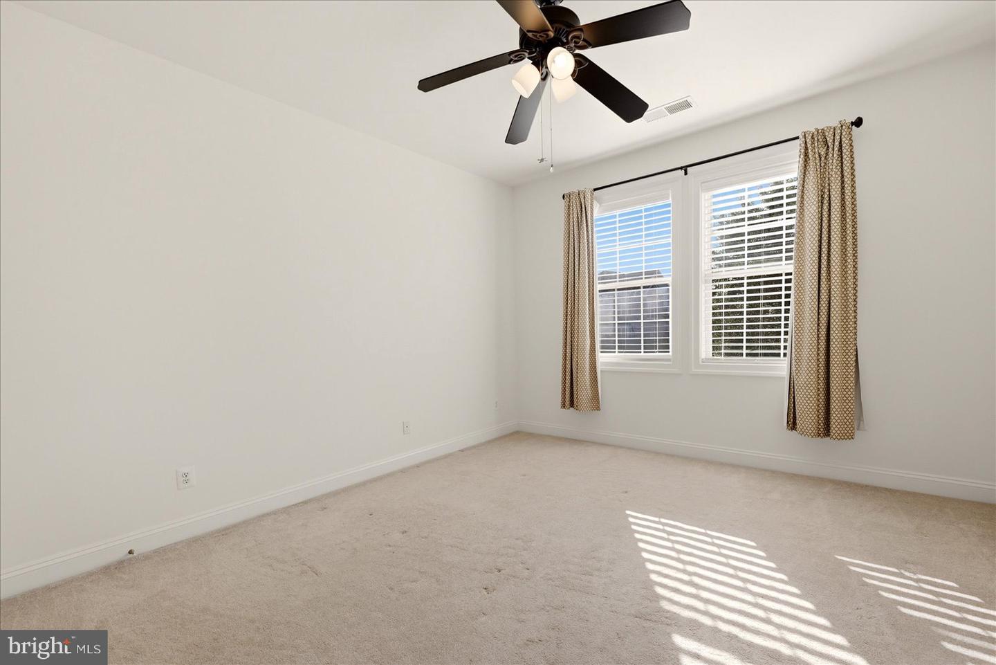 43317 Cedar Pond Pl Property Photo 16