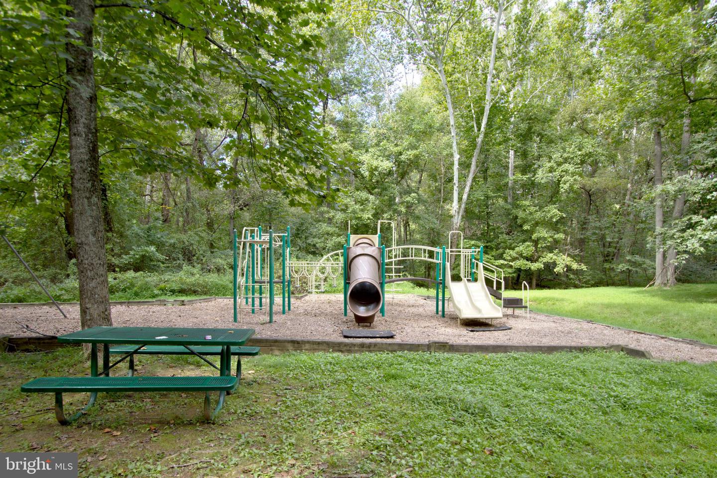 47292 Middle Bluff Pl Property Photo 97