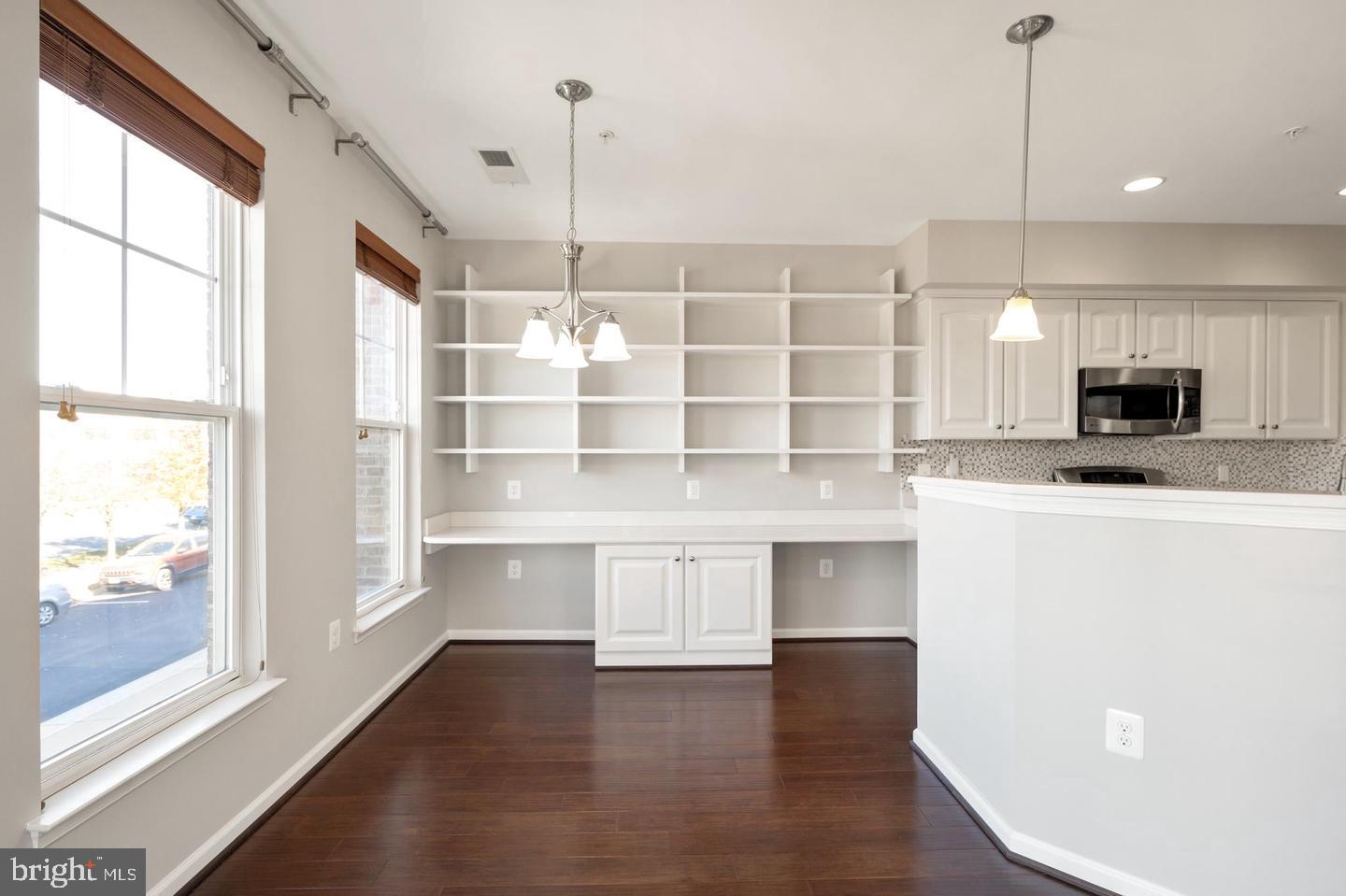 42183 Shorecrest Ter Property Photo 10