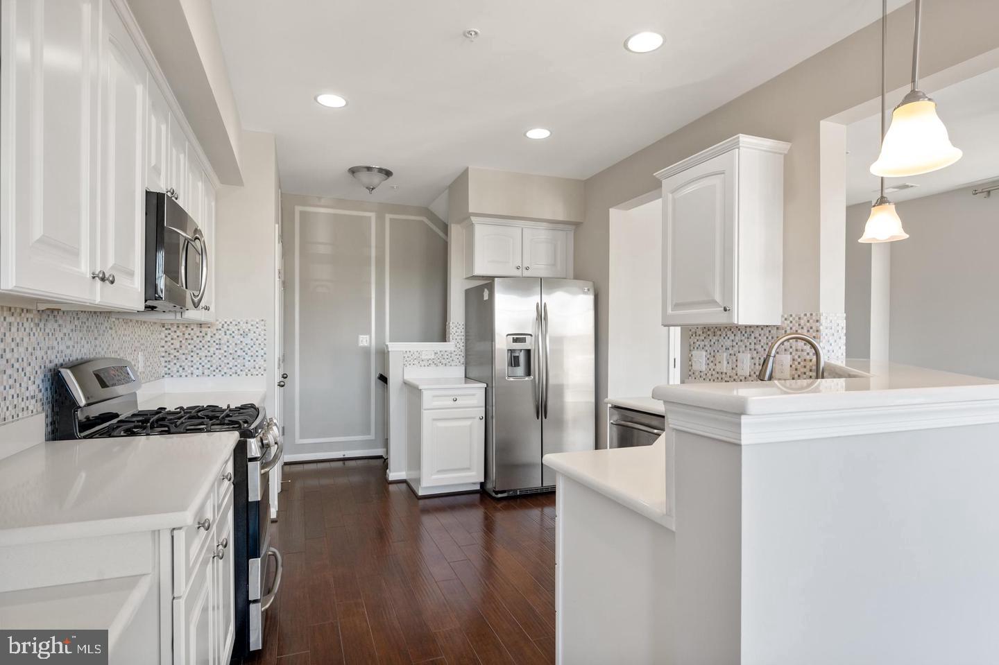 42183 Shorecrest Ter Property Photo 13