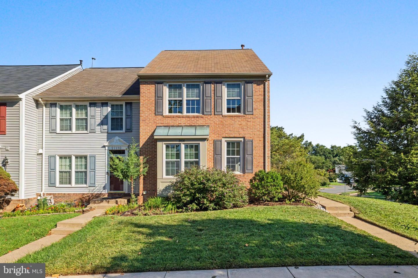 21130 WINDING BROOK SQ Property Photo 1