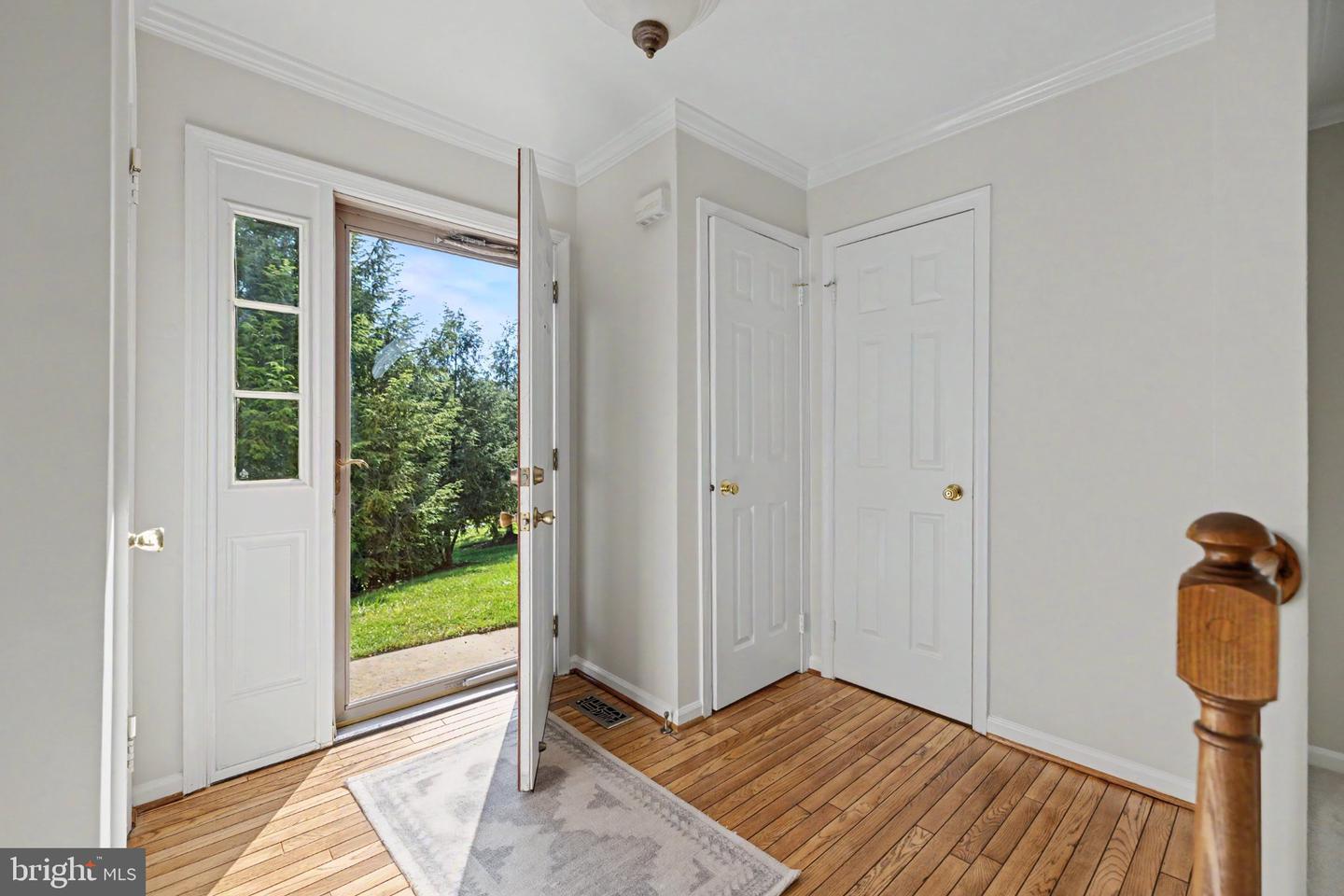 21130 Winding Brook Sq Property Photo 11