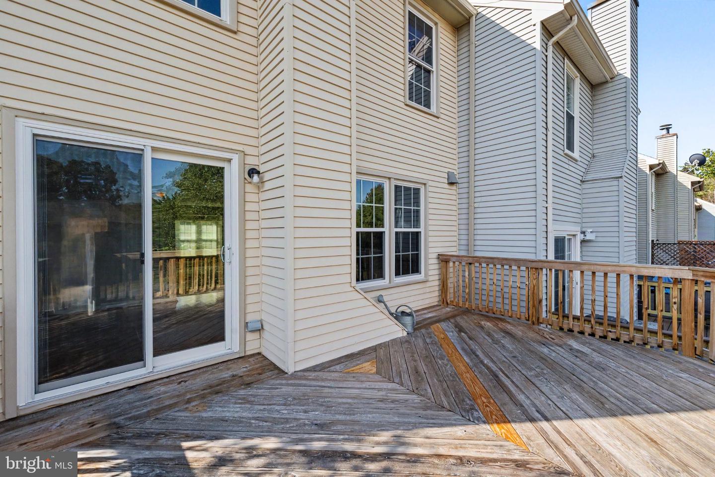 21130 Winding Brook Sq Property Photo 34