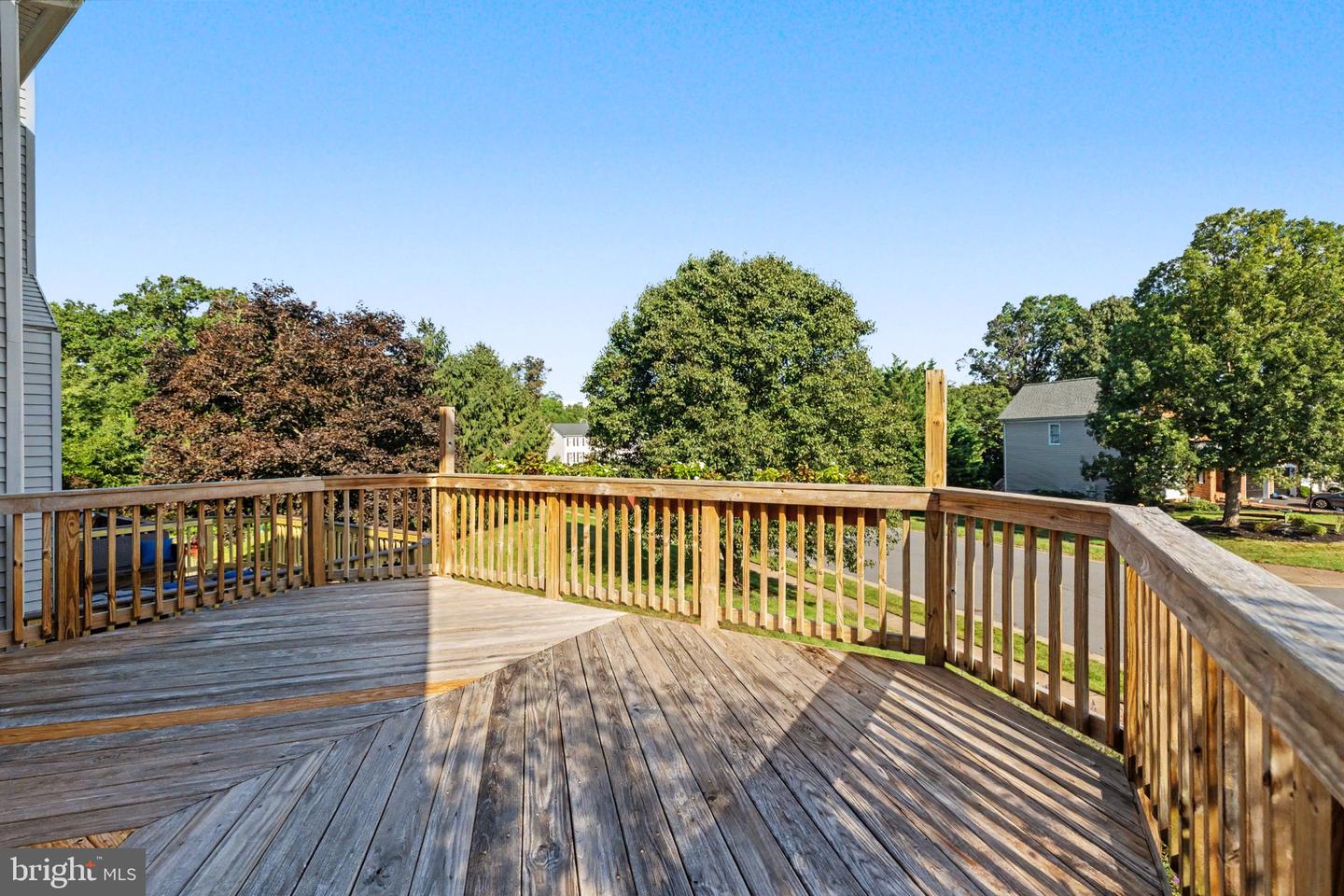 21130 Winding Brook Sq Property Photo 35