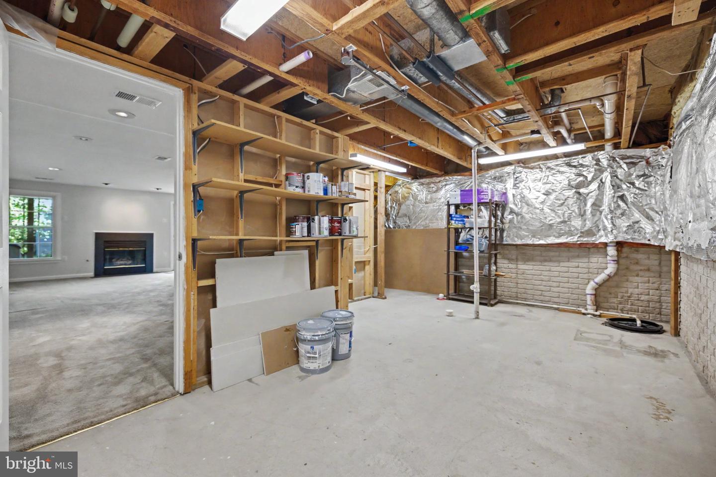 21130 Winding Brook Sq Property Photo 56