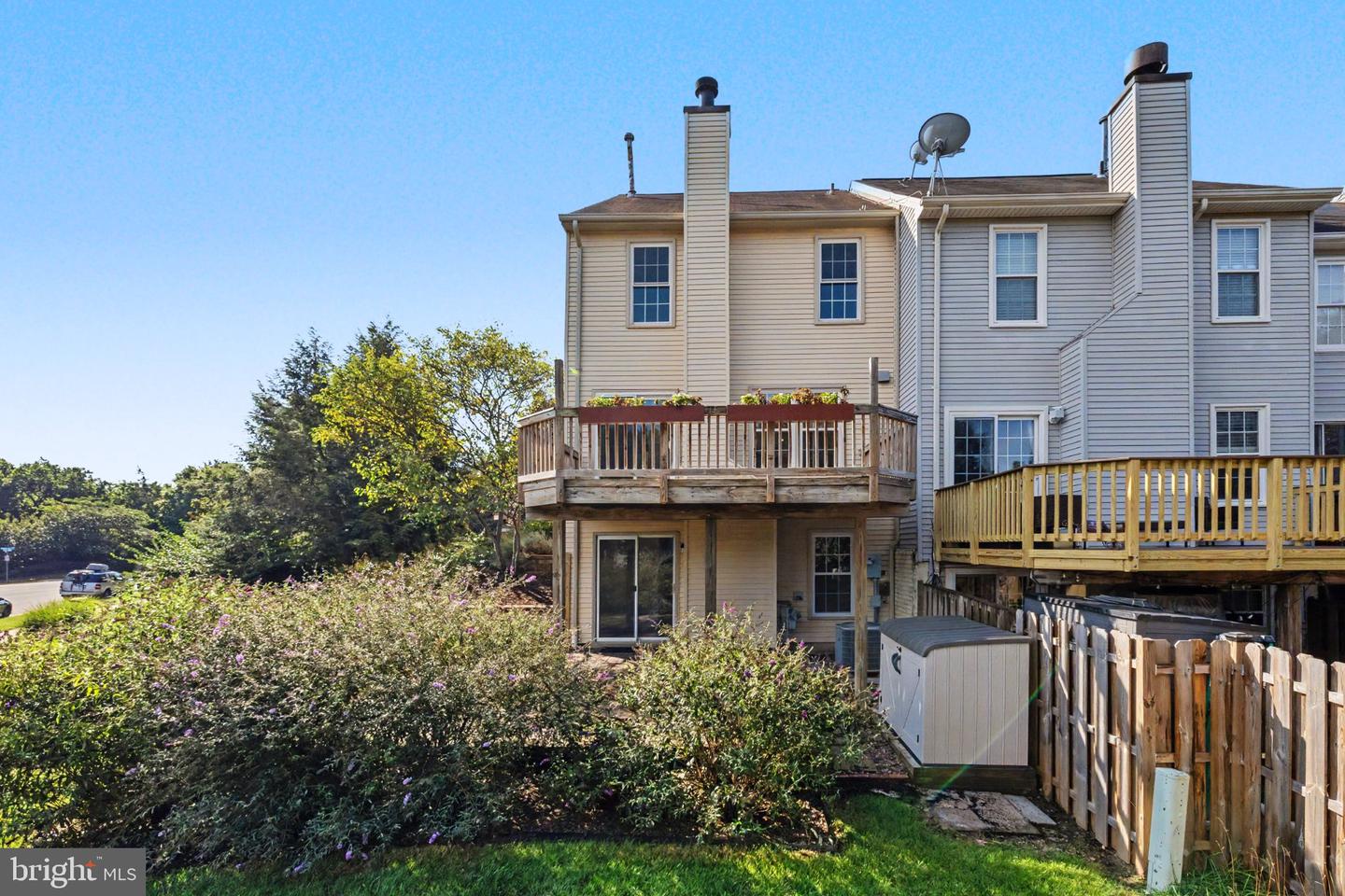 21130 Winding Brook Sq Property Photo 58