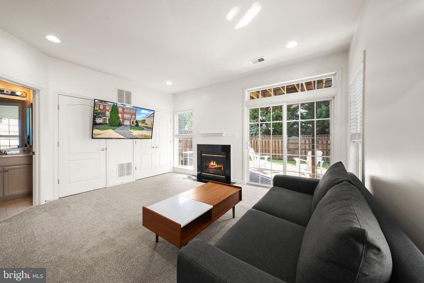43143 Crosswind Ter Property Photo 10