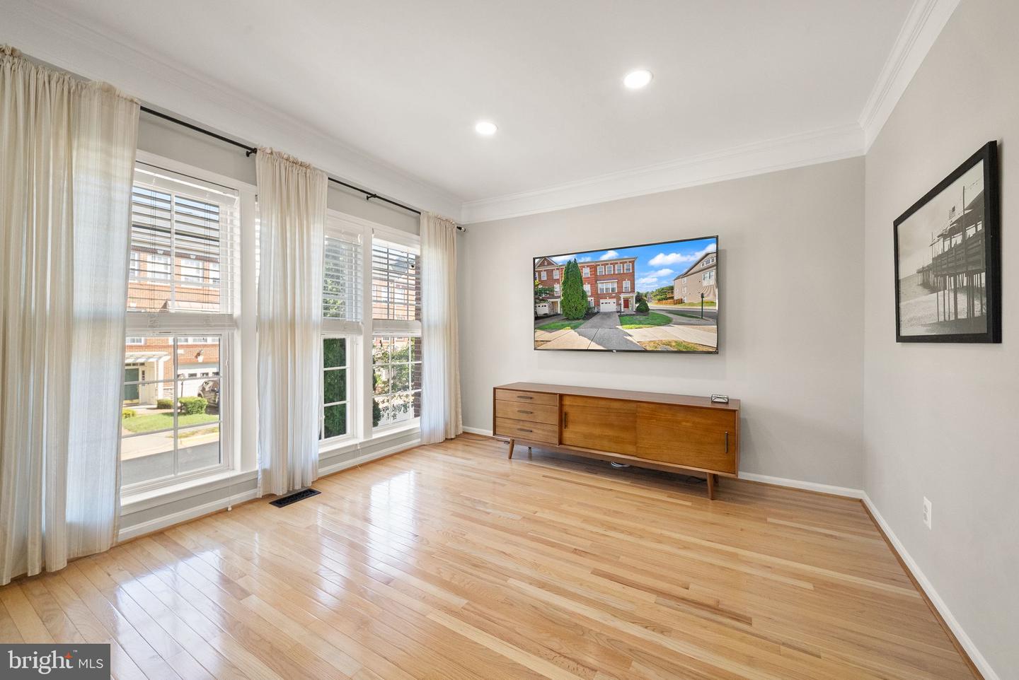 43143 Crosswind Ter Property Photo 17