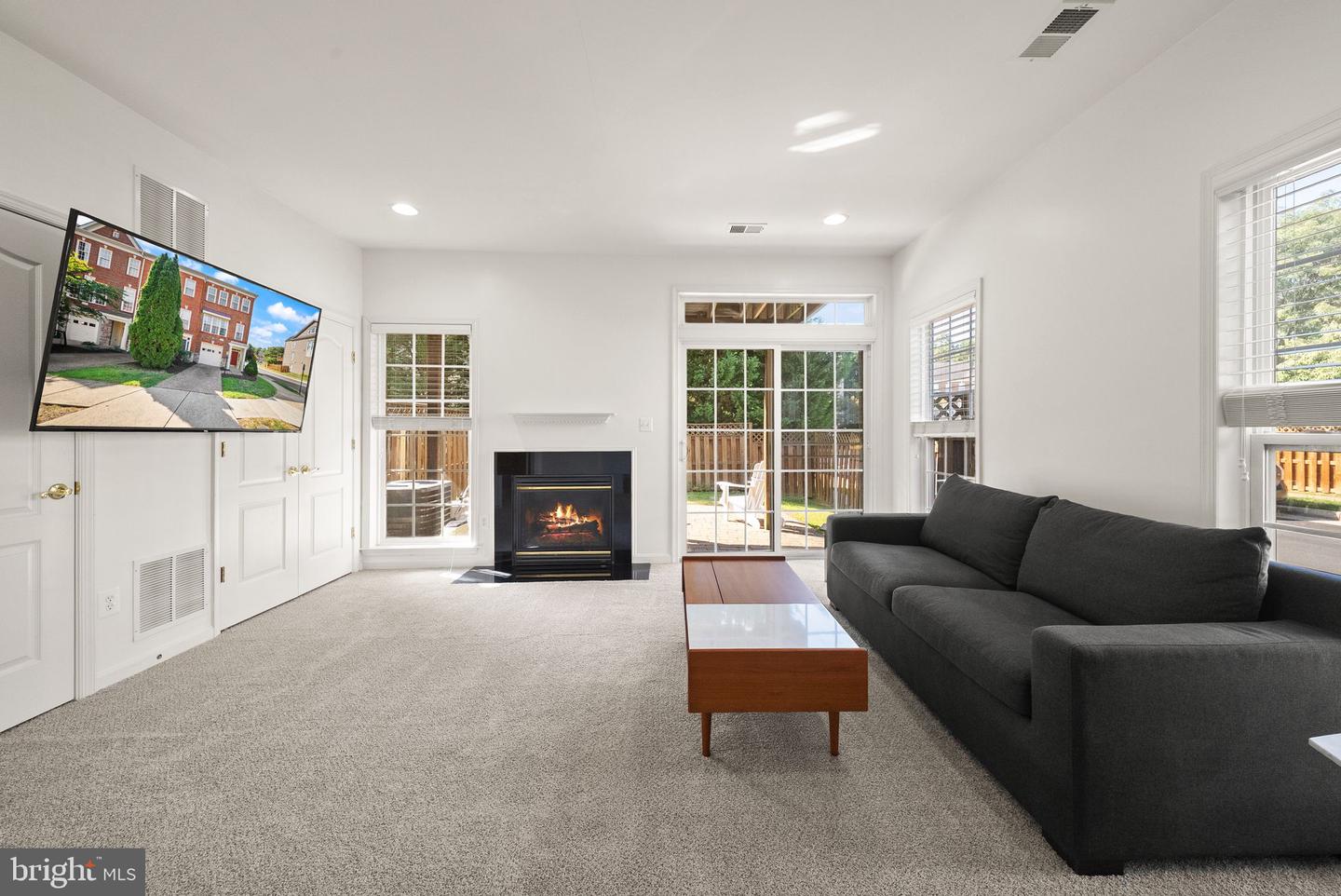 43143 Crosswind Ter Property Photo 18