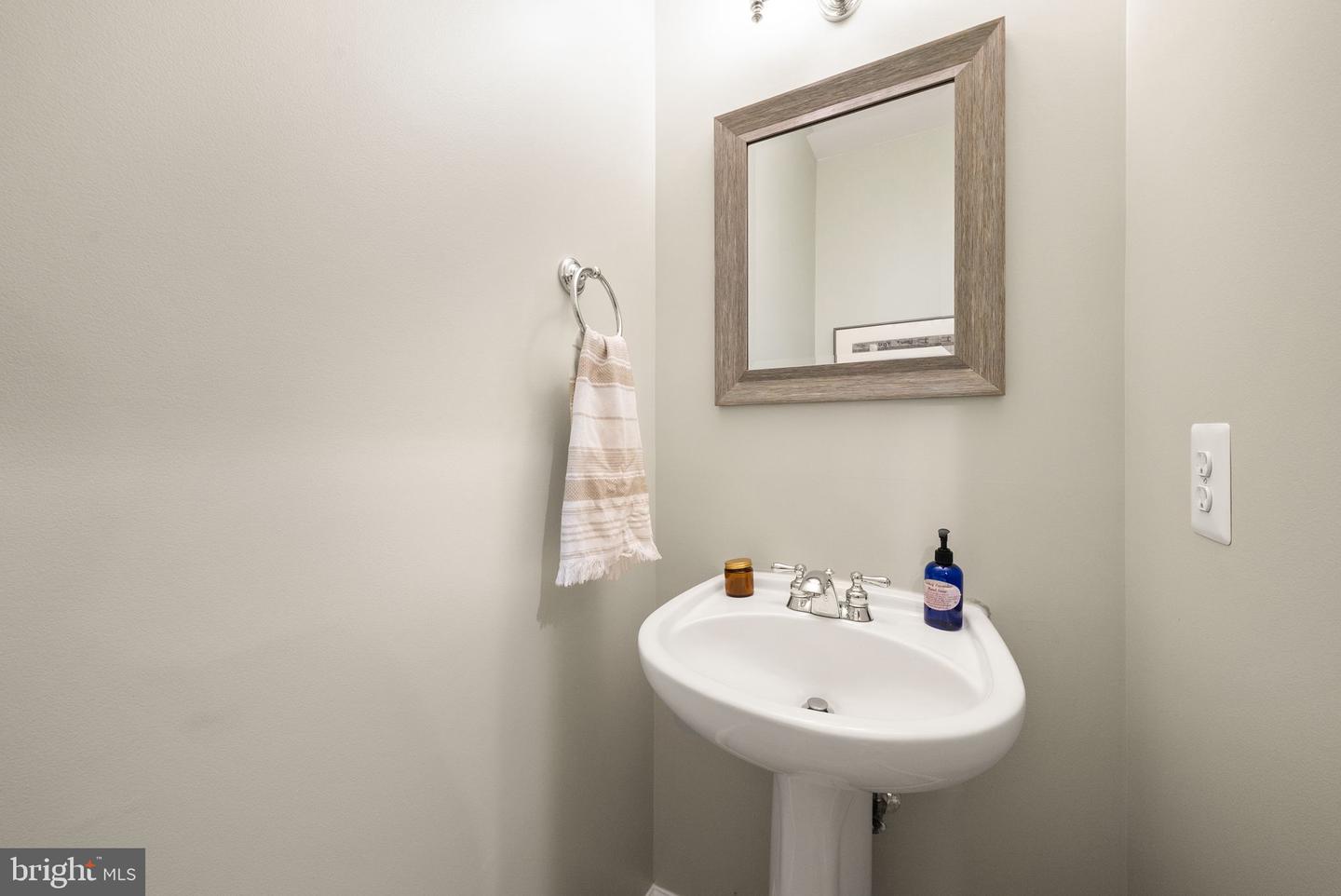 43143 Crosswind Ter Property Photo 32