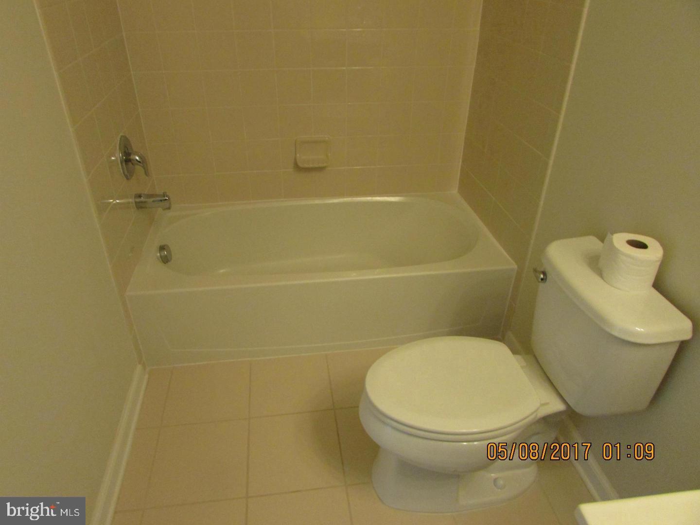 20606 Maitland Ter #14 H Property Photo 14