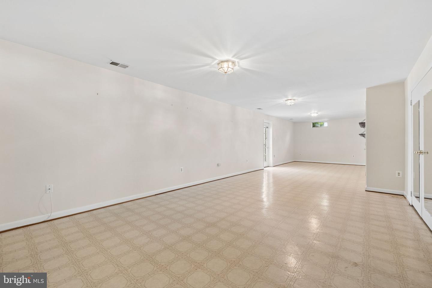 VALO2135952 Property Photo 32