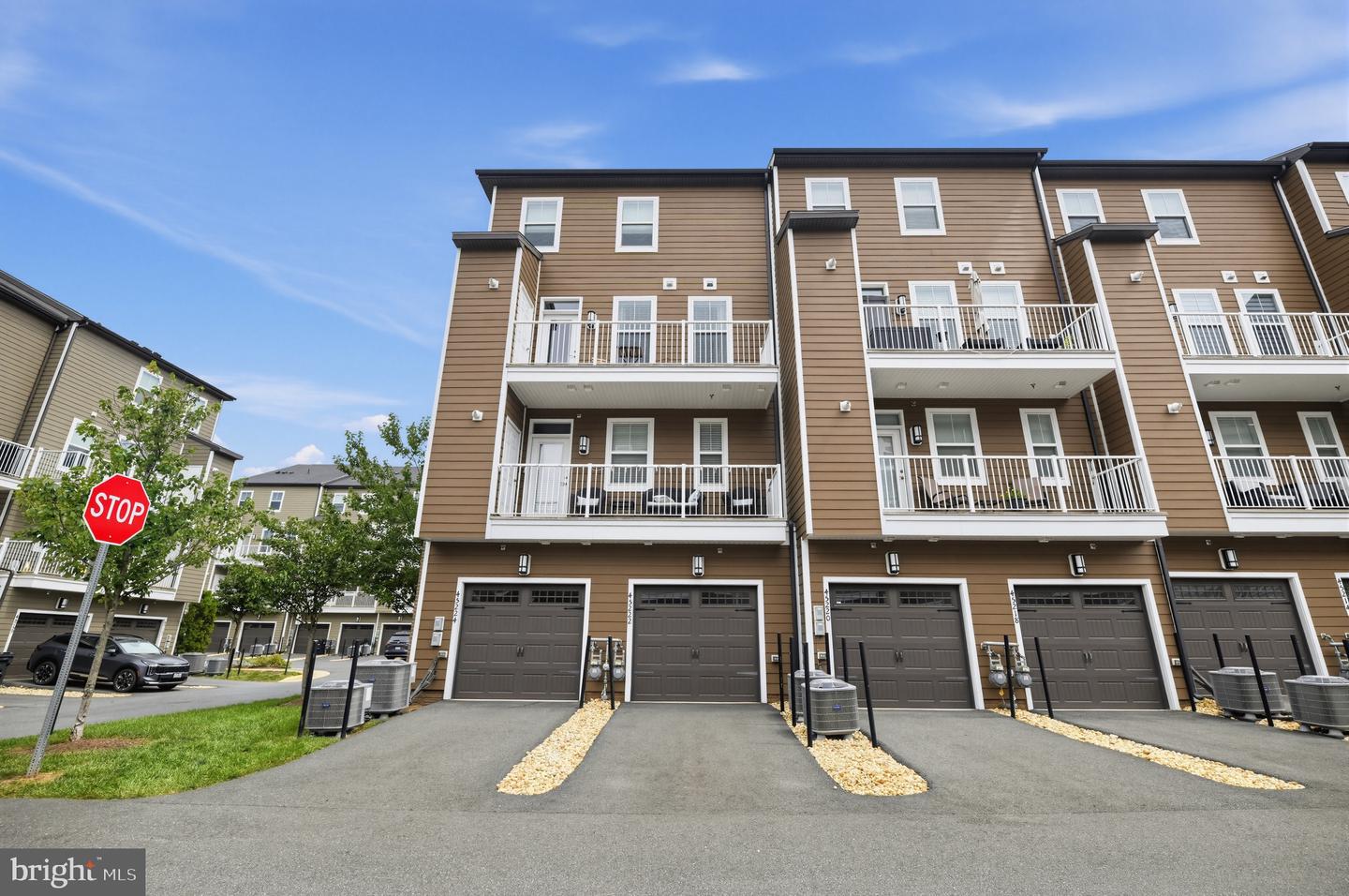 45222 Lettermore Sq Property Photo 15