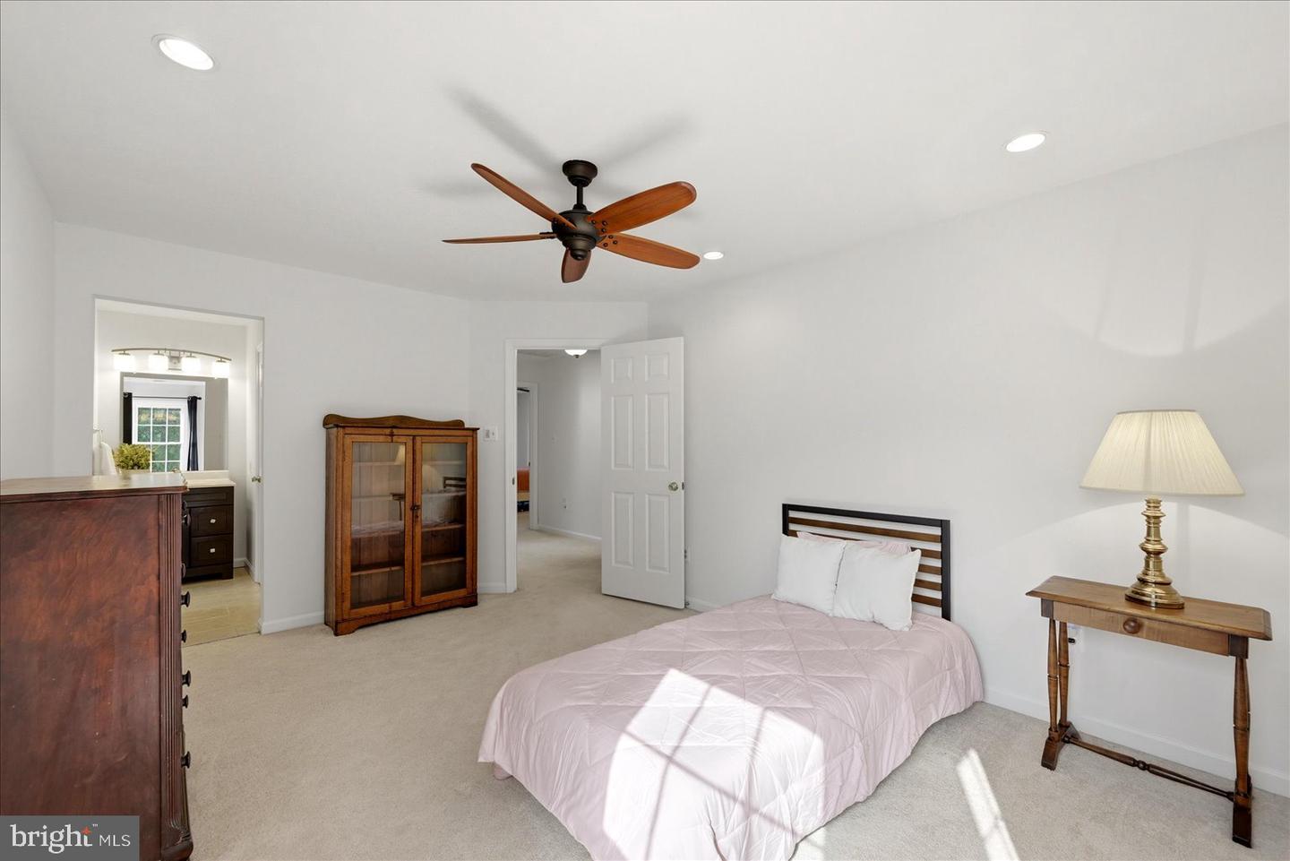21108 Stonecrop Pl Property Photo 45