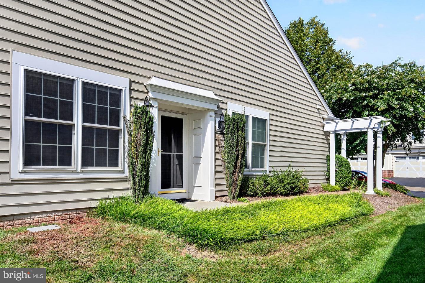 20577 Rosewood Manor Sq Property Photo 5