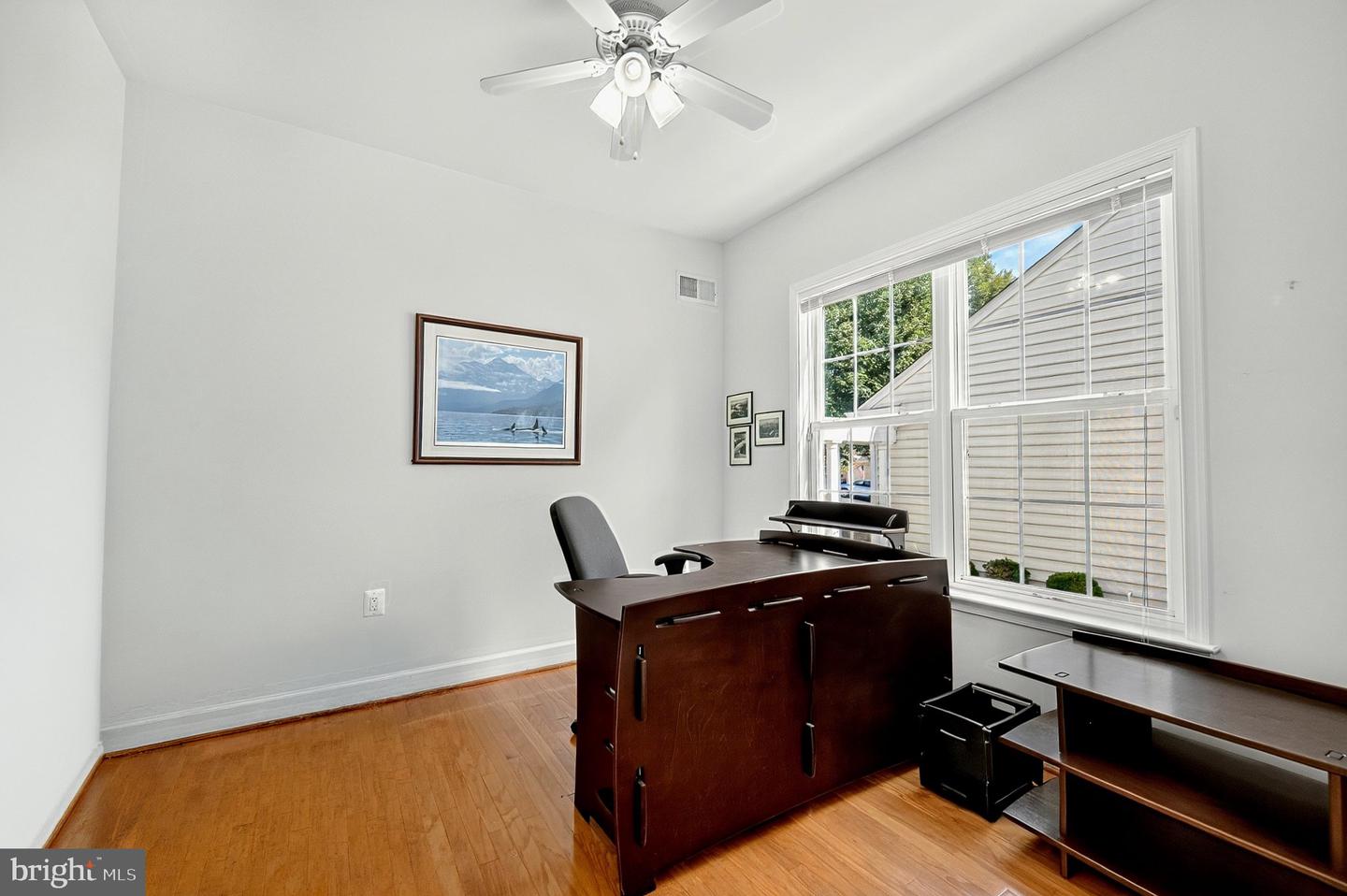 20577 Rosewood Manor Sq Property Photo 9