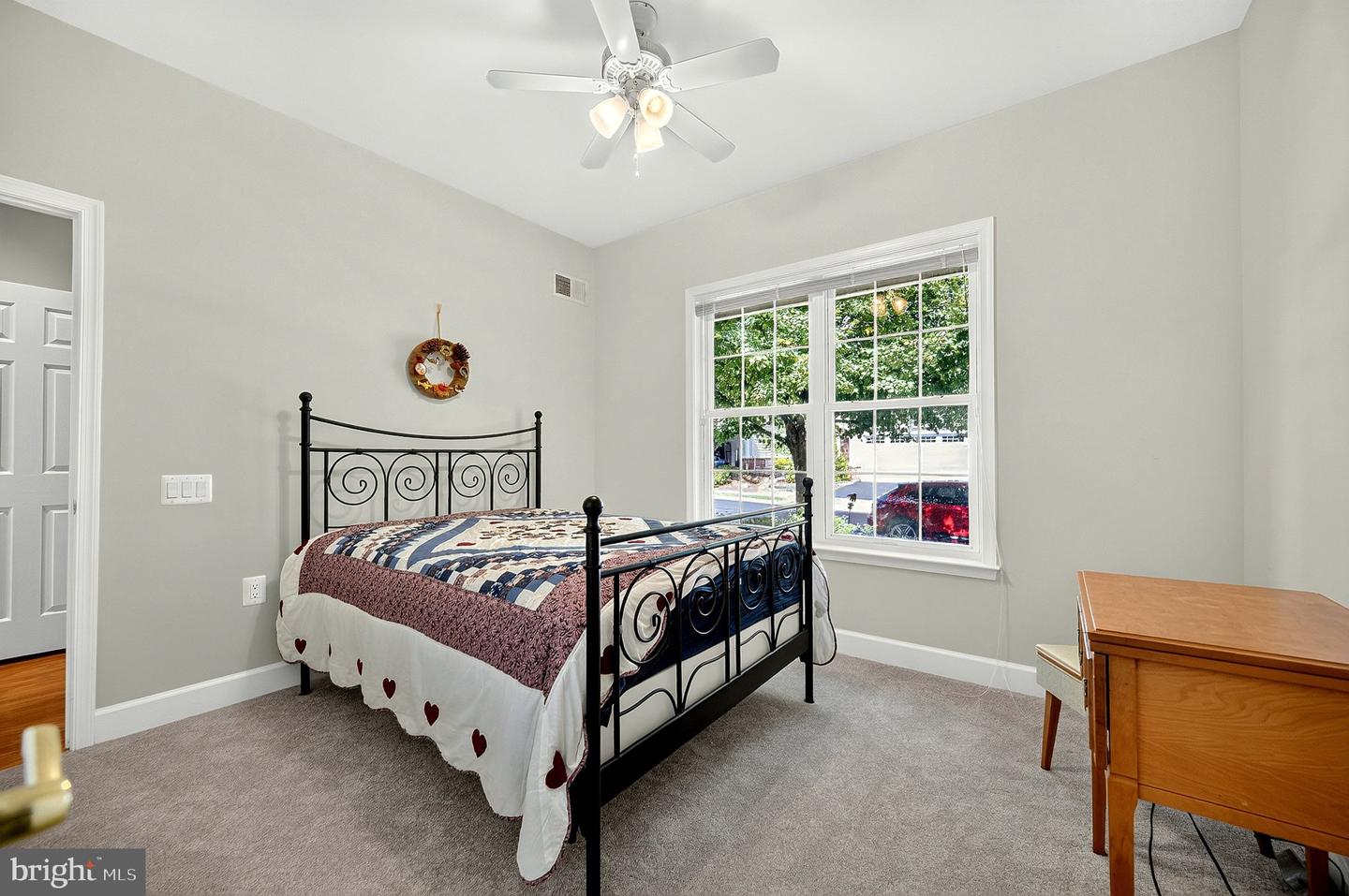 20577 Rosewood Manor Sq Property Photo 43