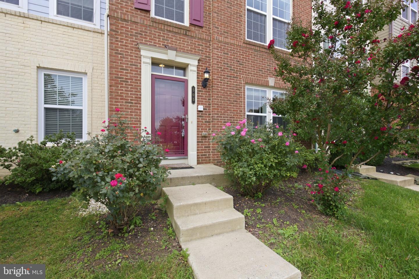 505 Flameflower Ter Se Property Photo 2
