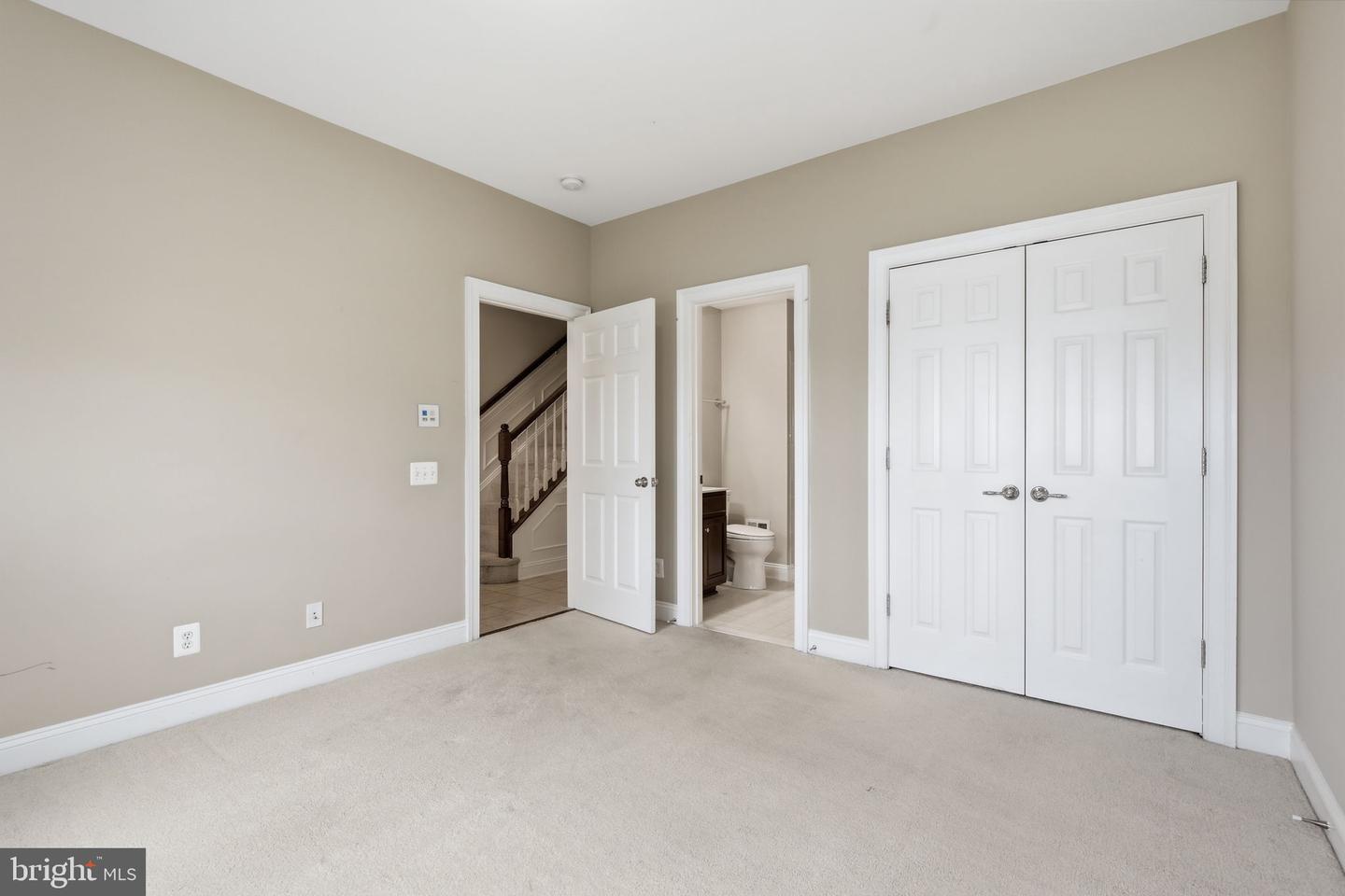 505 Flameflower Ter Se Property Photo 8