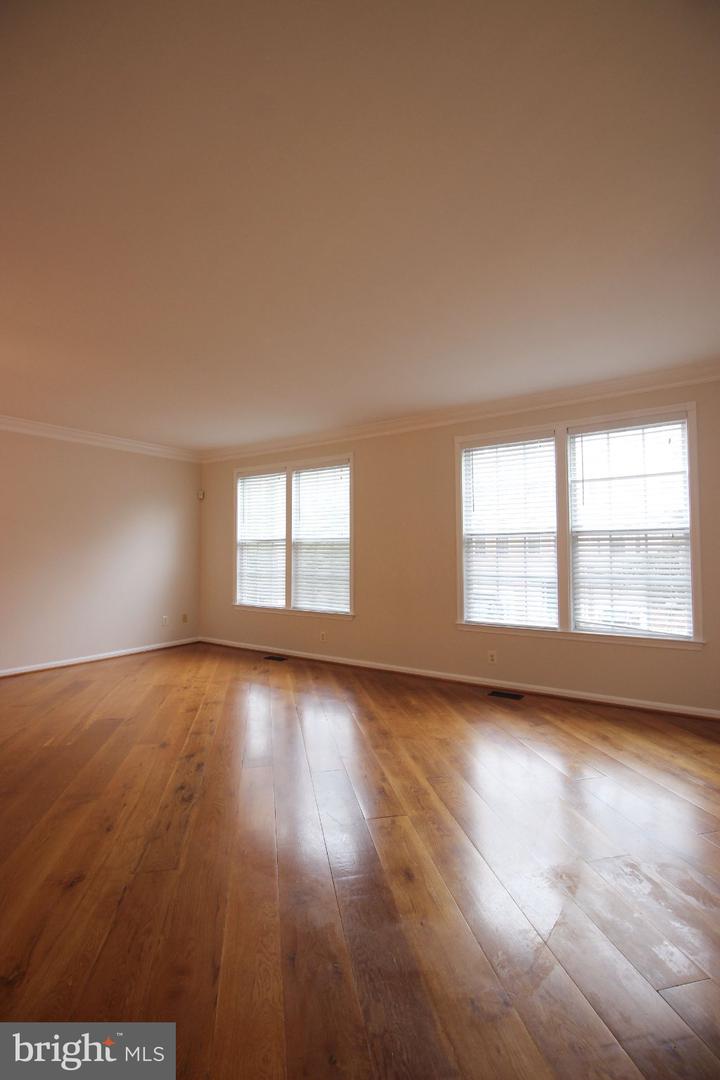 46140 Cecil Ter Property Photo 2