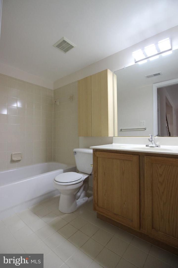 46140 Cecil Ter Property Photo 24
