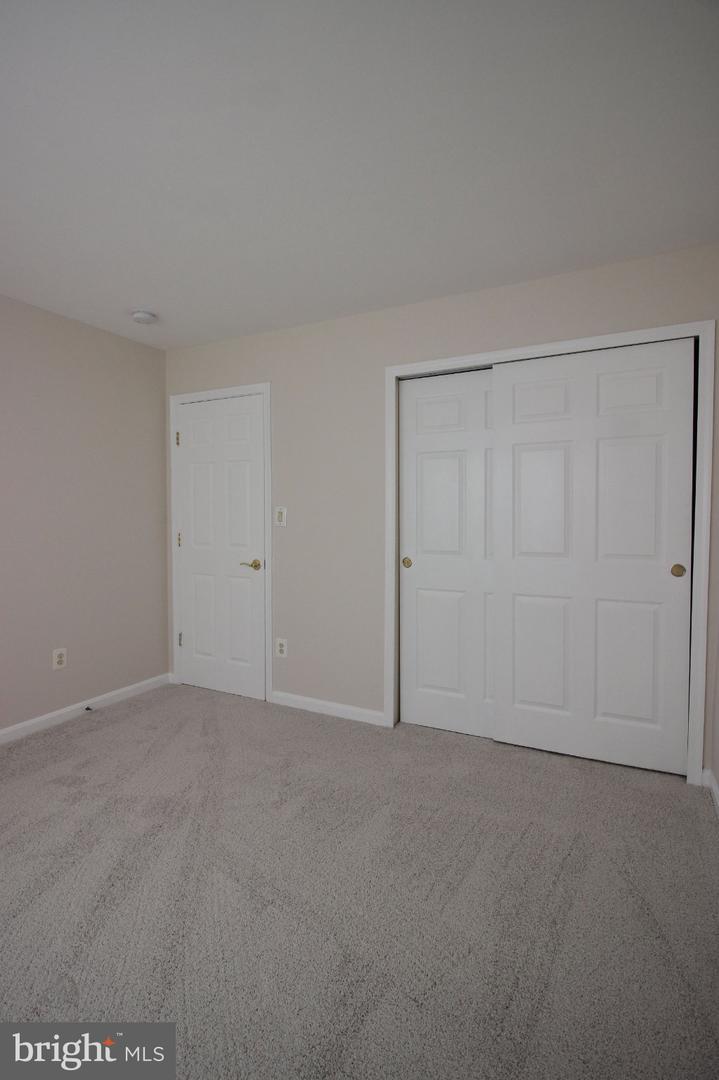 46140 Cecil Ter Property Photo 32
