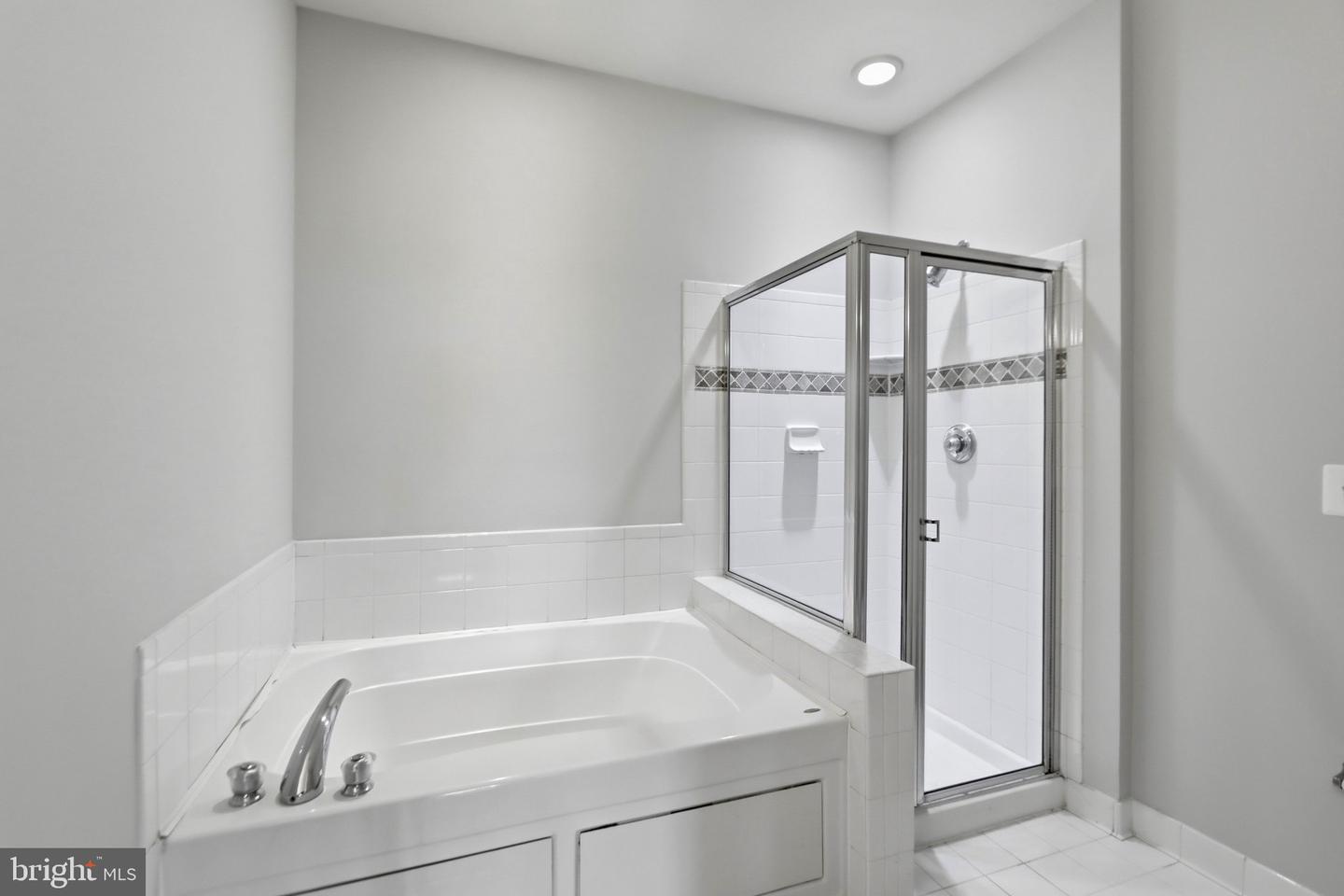 43415 Madison Renee Ter #114 Property Photo 18
