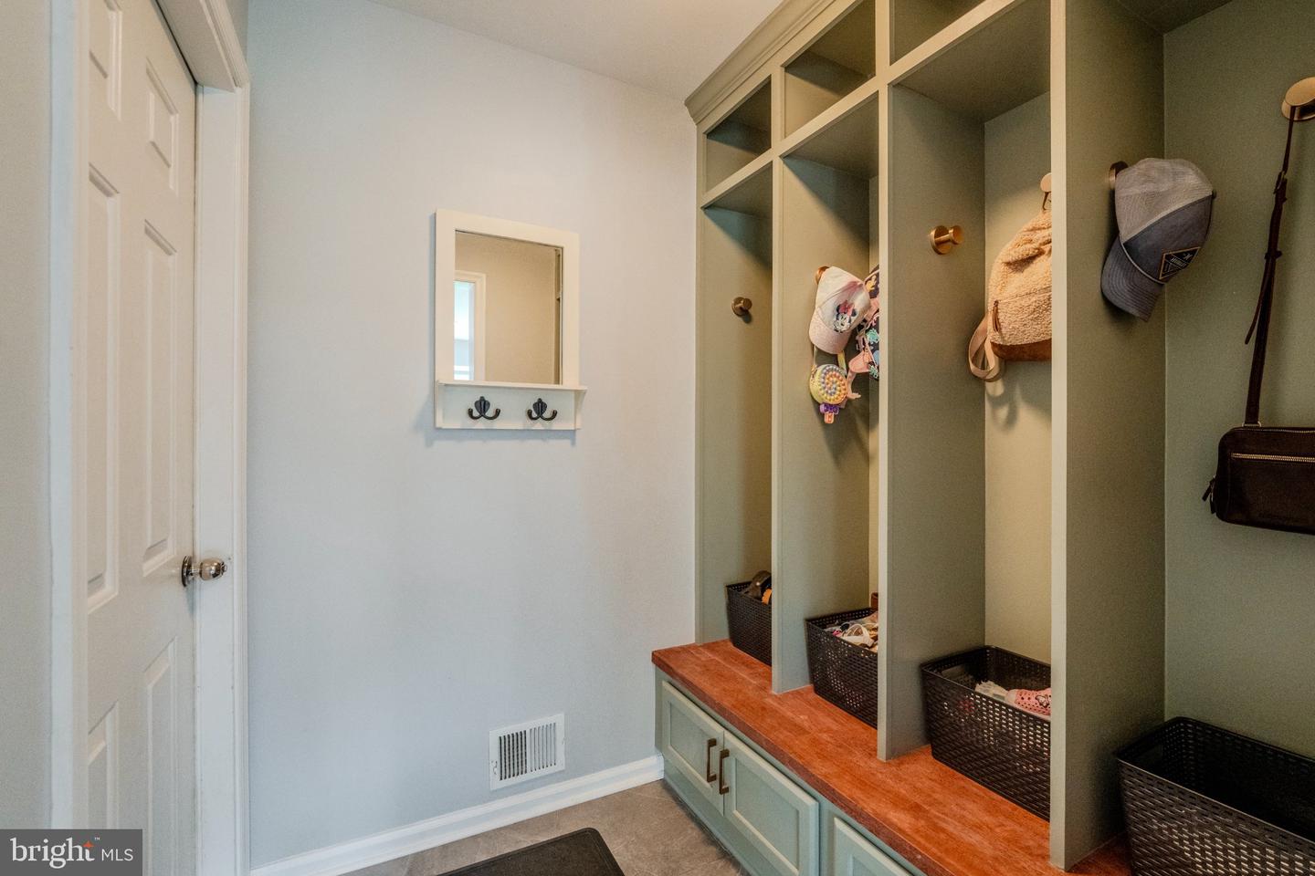 303 Oakcrest Manor Dr Ne Property Photo 18