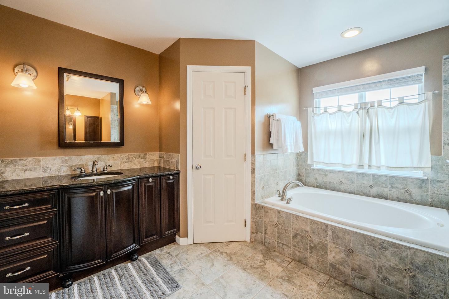 303 Oakcrest Manor Dr Ne Property Photo 22