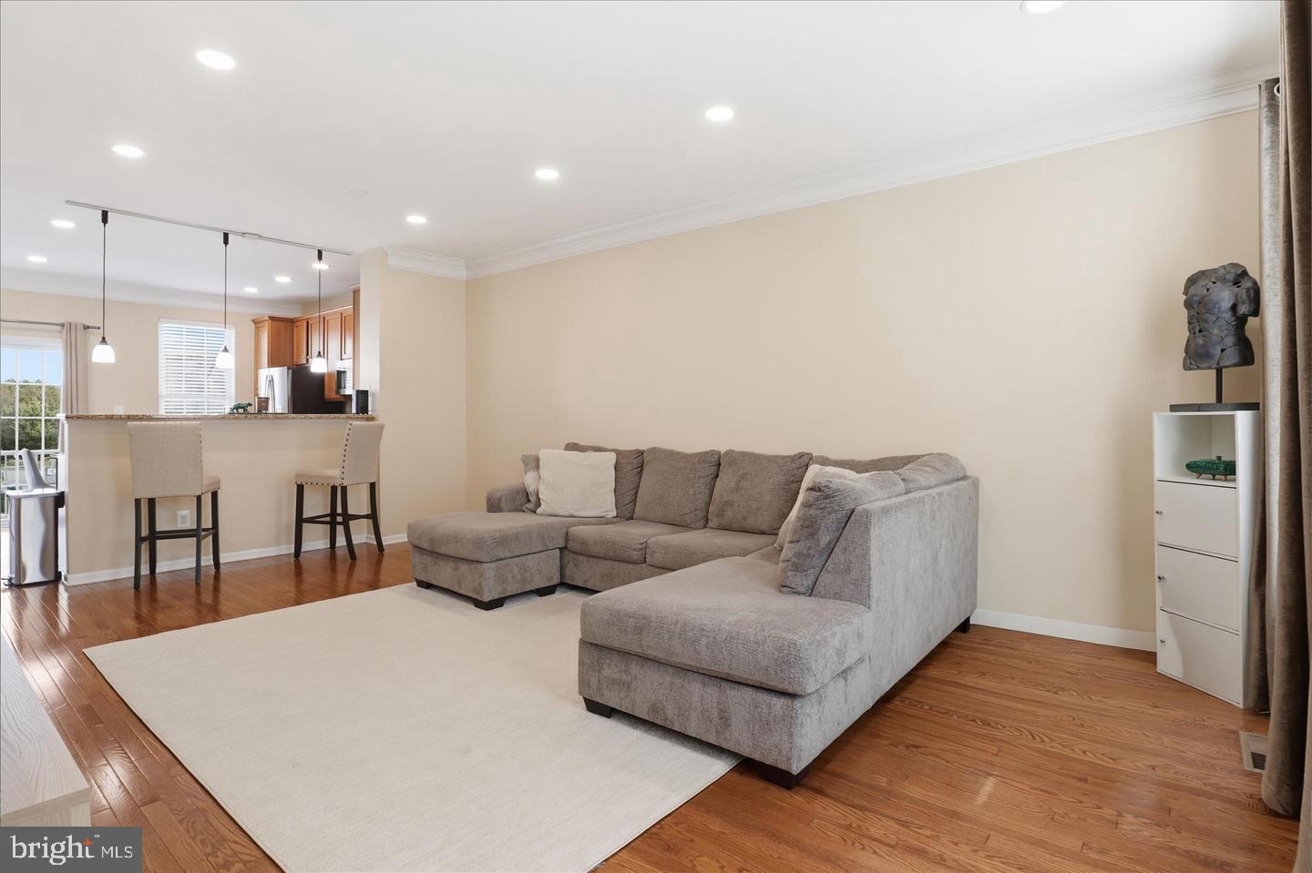 25114 Monteith Ter Property Photo 9