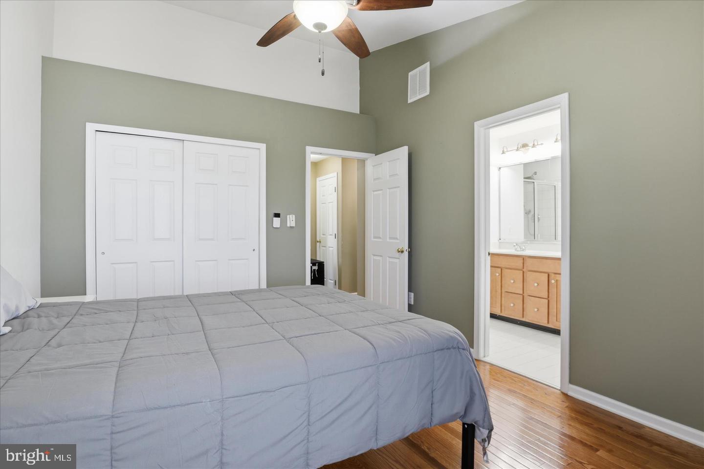 25114 Monteith Ter Property Photo 20