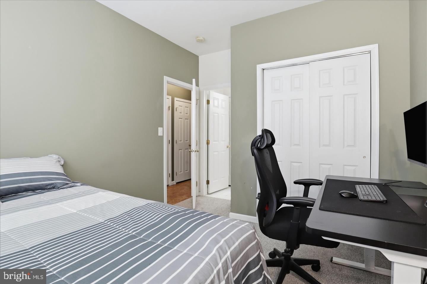 25114 Monteith Ter Property Photo 27