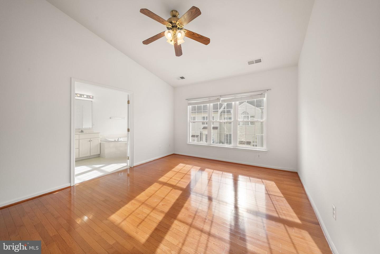 25308 Whippoorwill Ter Property Photo 17